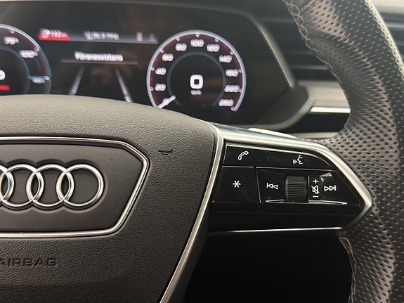 Audi e-tron Sportback 30 of 30