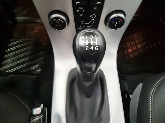 Volvo V50 12 of 21