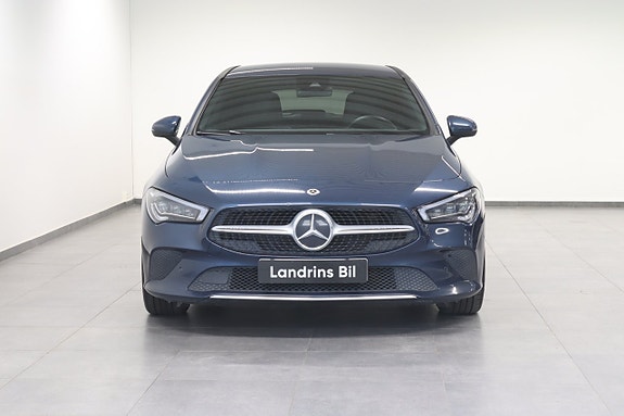 Mercedes-Benz CLA250 2 of 5
