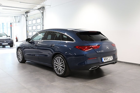 Mercedes-Benz CLA250 4 of 5