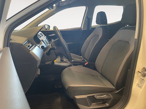 Seat Arona 9 of 24