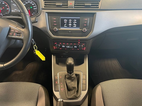 Seat Arona 11 of 24