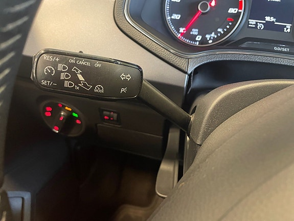 Seat Arona 20 of 24