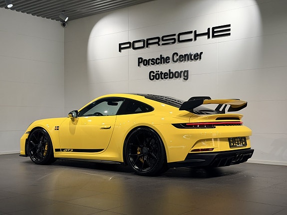 Porsche 911 GT3 5 of 5