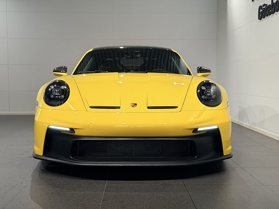 Porsche 911 GT3 3 of 5