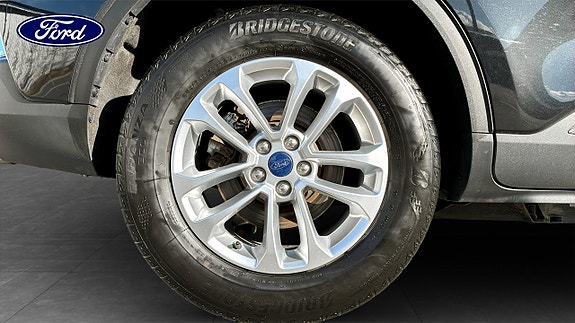 Ford Kuga 9 of 9