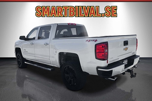 Chevrolet Silverado 1500 3 of 5