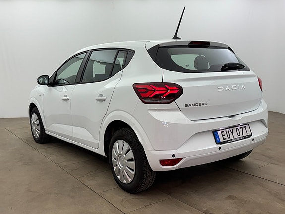Dacia Sandero 4 of 5