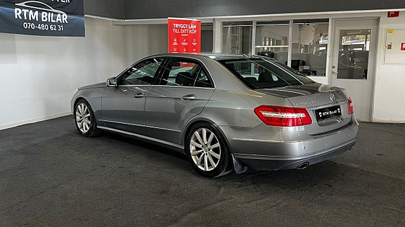 Mercedes-Benz E350 6 of 15
