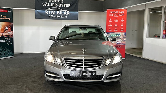Mercedes-Benz E350 2 of 5