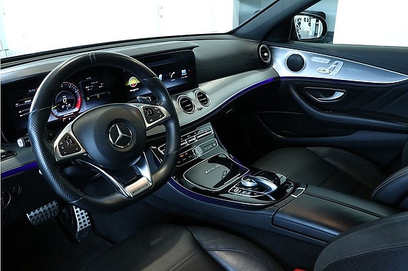 Mercedes-Benz E63 9 of 24