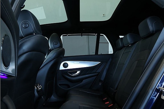 Mercedes-Benz E63 10 of 24