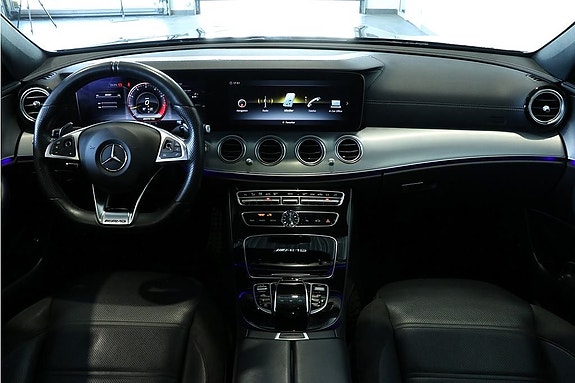 Mercedes-Benz E63 13 of 24
