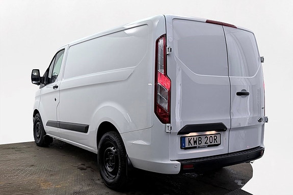 Ford Transit Custom 9 of 23