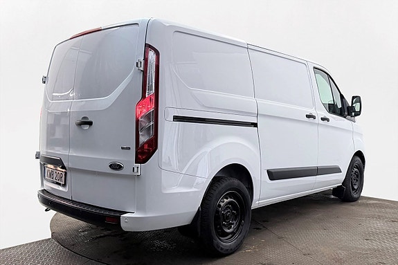 Ford Transit Custom 6 of 23