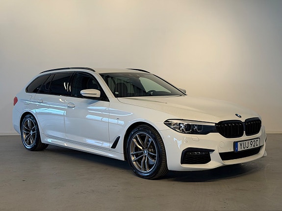 BMW 520d 2 of 5