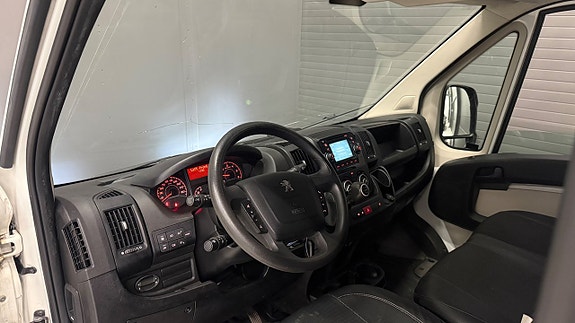 Peugeot Boxer 11 of 27