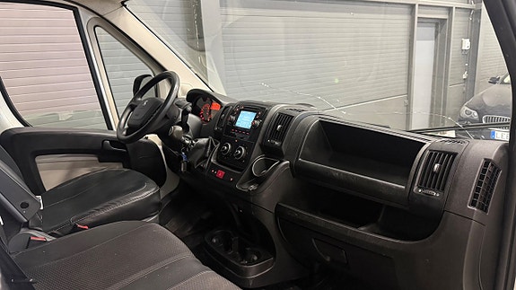 Peugeot Boxer 14 of 27