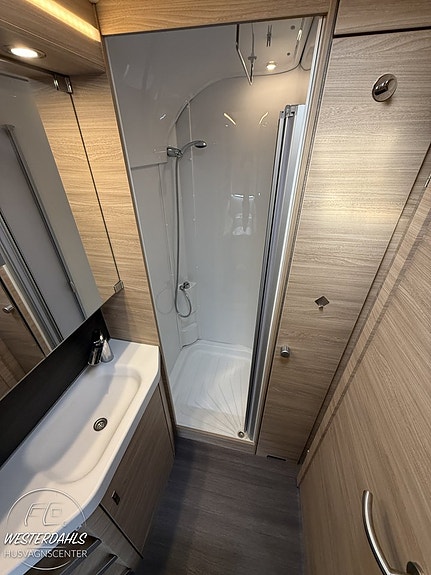 Knaus 650 Sudwind PEB 60 Years (AC, Elektrisk markis) 8 of 8