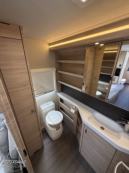 Knaus 650 Sudwind PEB 60 Years (AC, Elektrisk markis) 7 of 8
