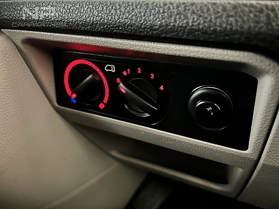 Volkswagen Transporter 25 of 26