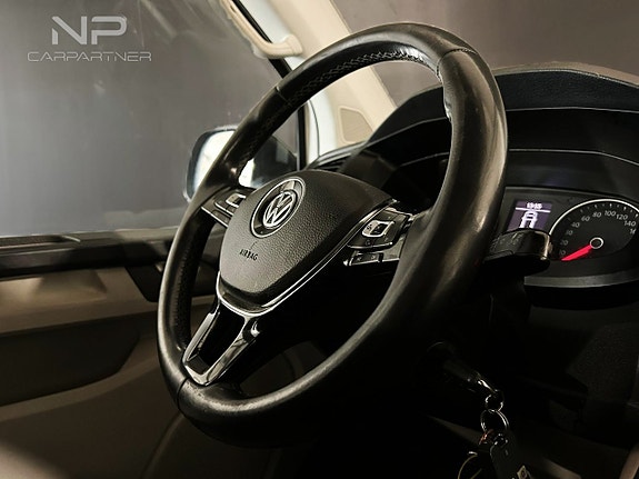 Volkswagen Transporter 16 of 26