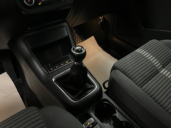 Volkswagen Tiguan 15 of 24