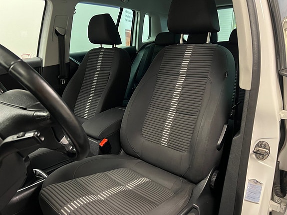 Volkswagen Tiguan 9 of 24