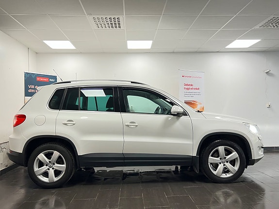Volkswagen Tiguan 3 of 24