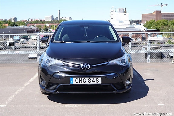 Toyota Avensis 25 of 25
