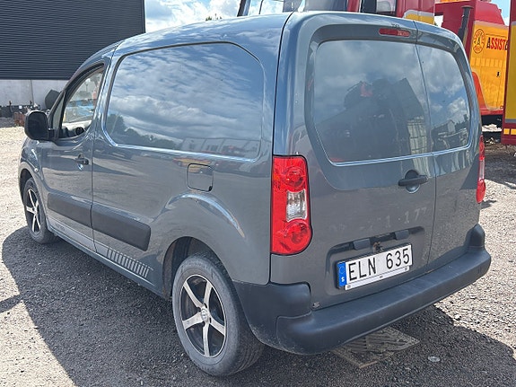 Peugeot Partner 3 of 5
