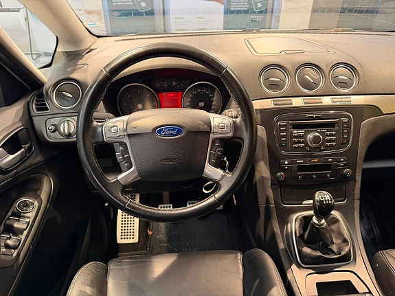 Ford S-MAX 10 of 22