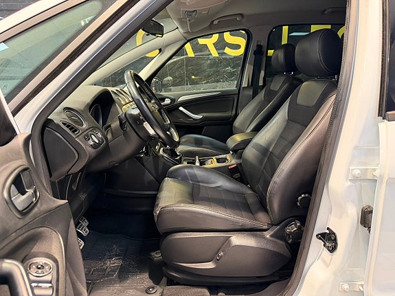 Ford S-MAX 11 of 22
