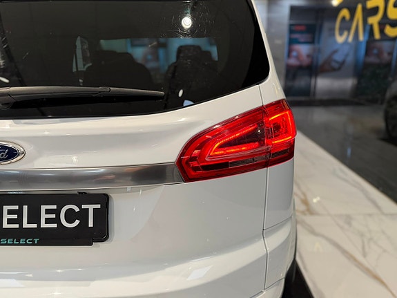 Ford S-MAX 20 of 22