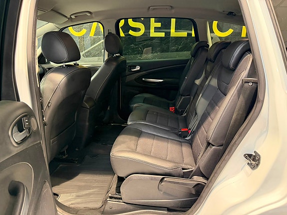 Ford S-MAX 13 of 22