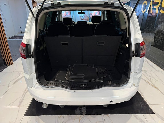 Ford S-MAX 5 of 22