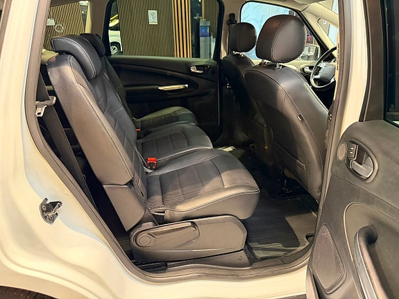 Ford S-MAX 14 of 22