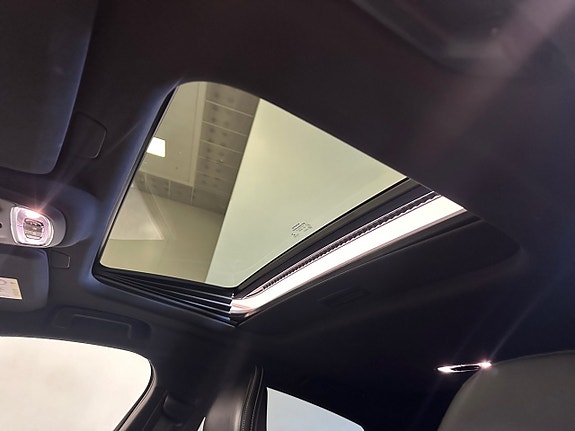 Volvo S90 11 of 19