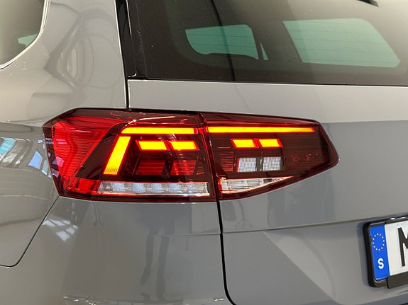 Volkswagen Passat 4 of 5