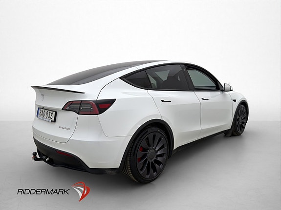 Tesla Model Y 9 of 30