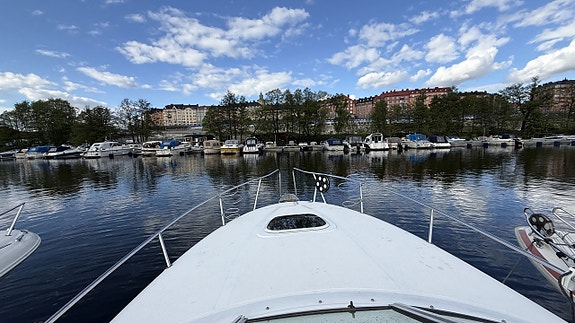 Sea Ray 275 SD / Mercruiser 496 MAG - 05 14 of 16