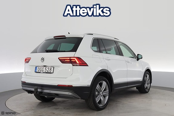 Volkswagen Tiguan 3 of 26