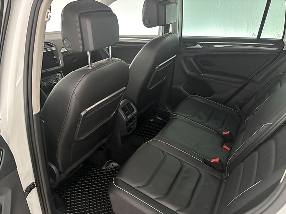 Volkswagen Tiguan 15 of 26