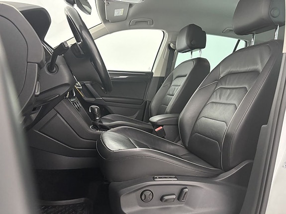 Volkswagen Tiguan 9 of 26
