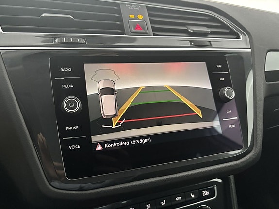 Volkswagen Tiguan 11 of 26