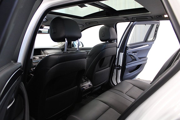 BMW 530d 14 of 30