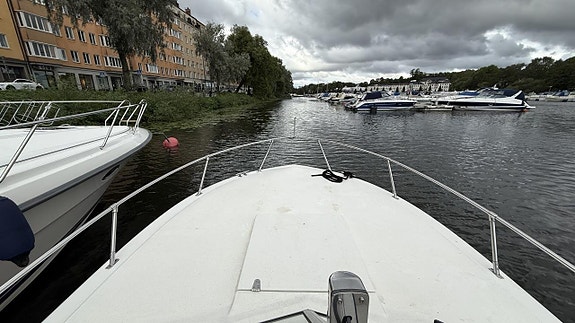 DC-båt typ ChrisCraft/Bertram/Crestline med VP 570 / 290DP 5 of 5