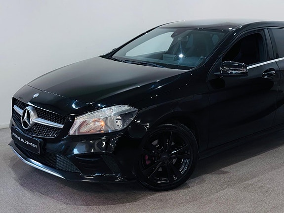Mercedes-Benz A180 2 of 5
