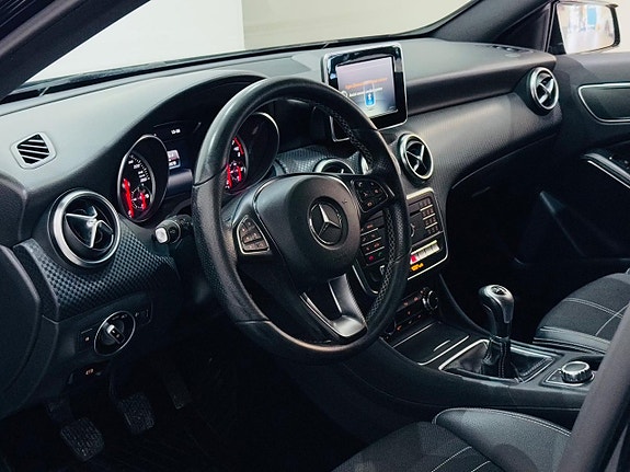 Mercedes-Benz A180 10 of 20