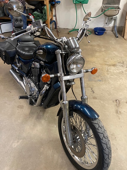 Suzuki VS800GLP Intruder 4 of 4